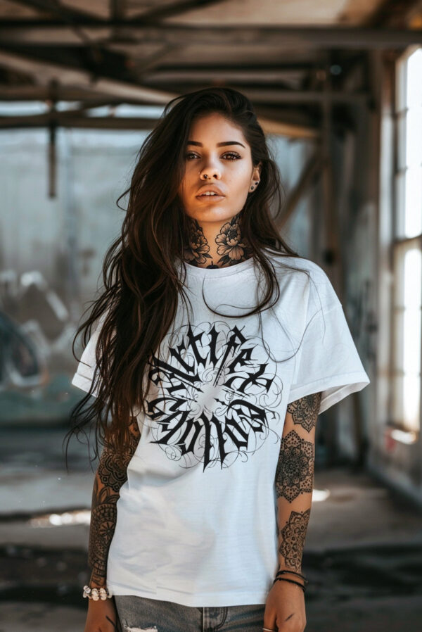 Artifex collabs wit en zwarte shirt