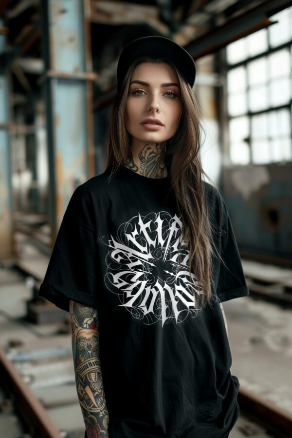 Artifex collabs wit en zwarte shirt - Afbeelding 2